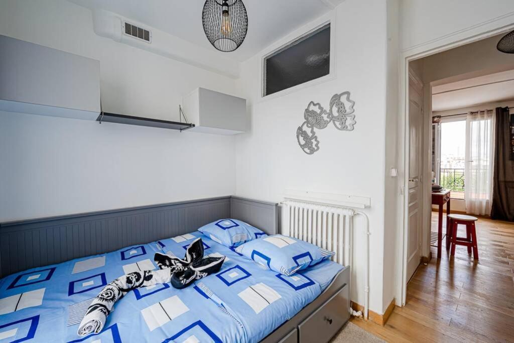 Joli Appartement Lumineux Сент-Уан Экстерьер фото